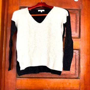 Women’s sweater
